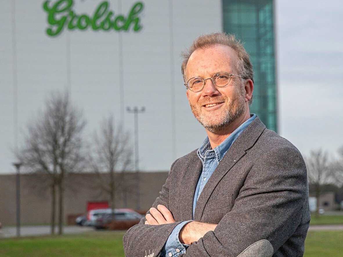 Koert van t Hof aangepast COX 8318